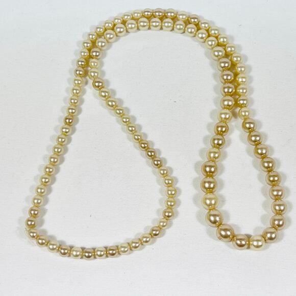 Vintage Faux Pearl Graduated Hand Knotted Necklace Jewelry 13" - Picture 3 of 5